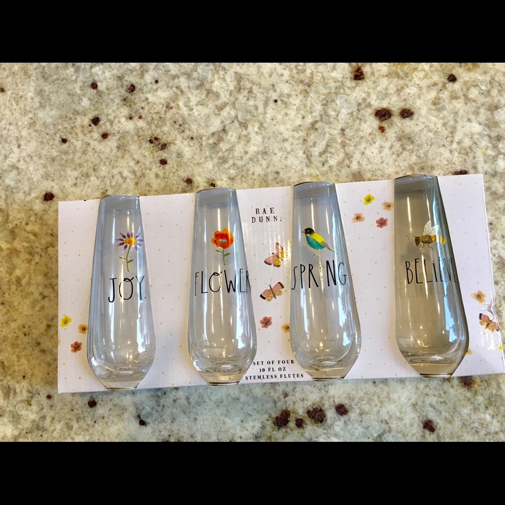 Rae Dunn Stemless flutes